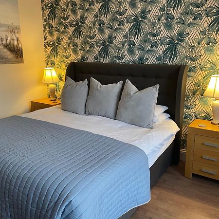 Roker Cottage, Luxury Seaside Apartment, Private Parking, Sky Tv Sunderland  Exterior photo