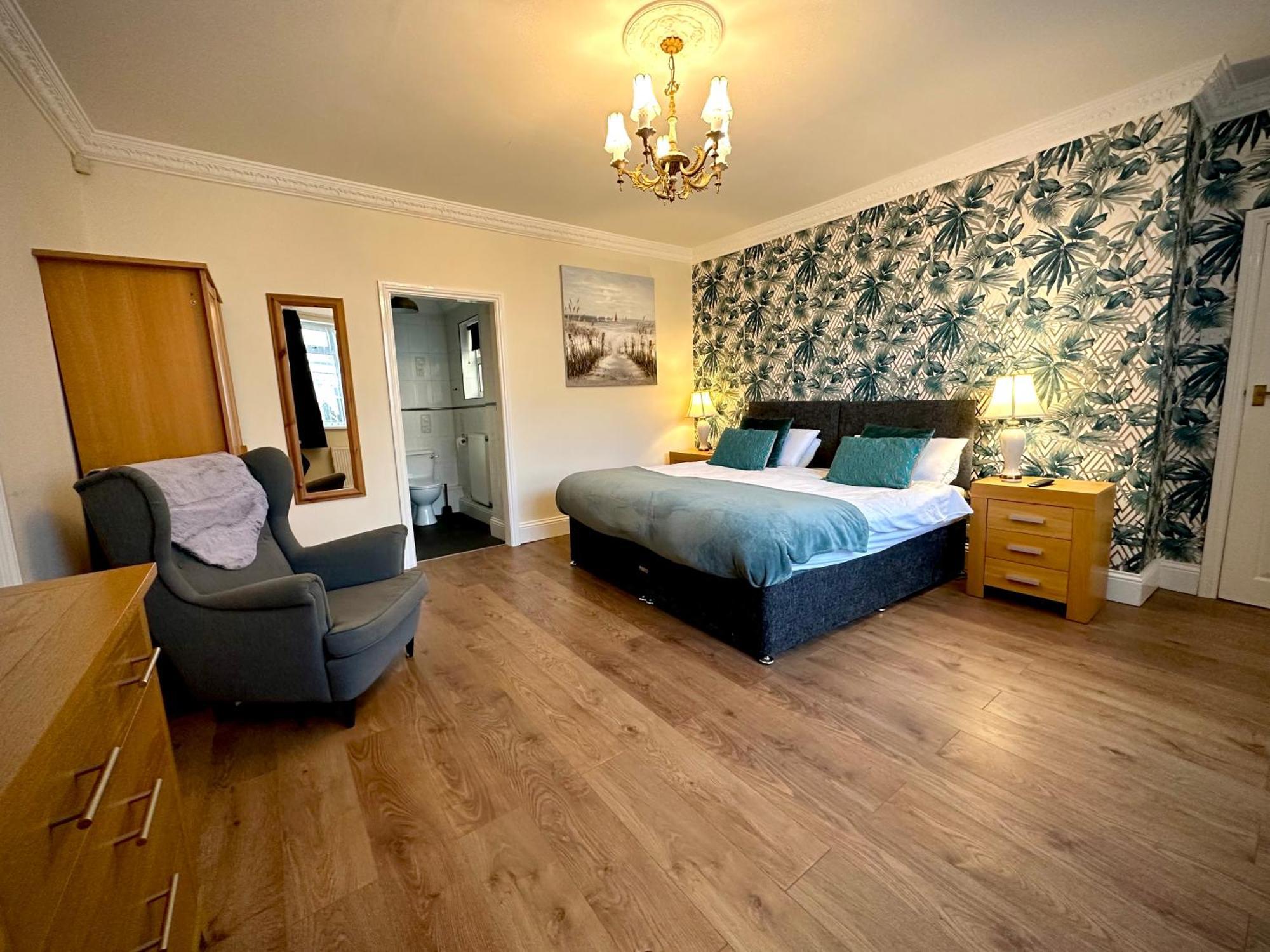 Roker Cottage, Luxury Seaside Apartment, Private Parking, Sky Tv Sunderland  Exterior photo